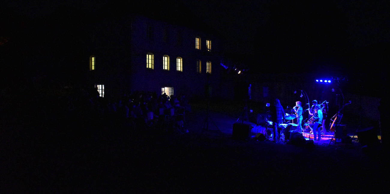 Concert d’été, des Fourmis dans les mains © Maison d’Izieu