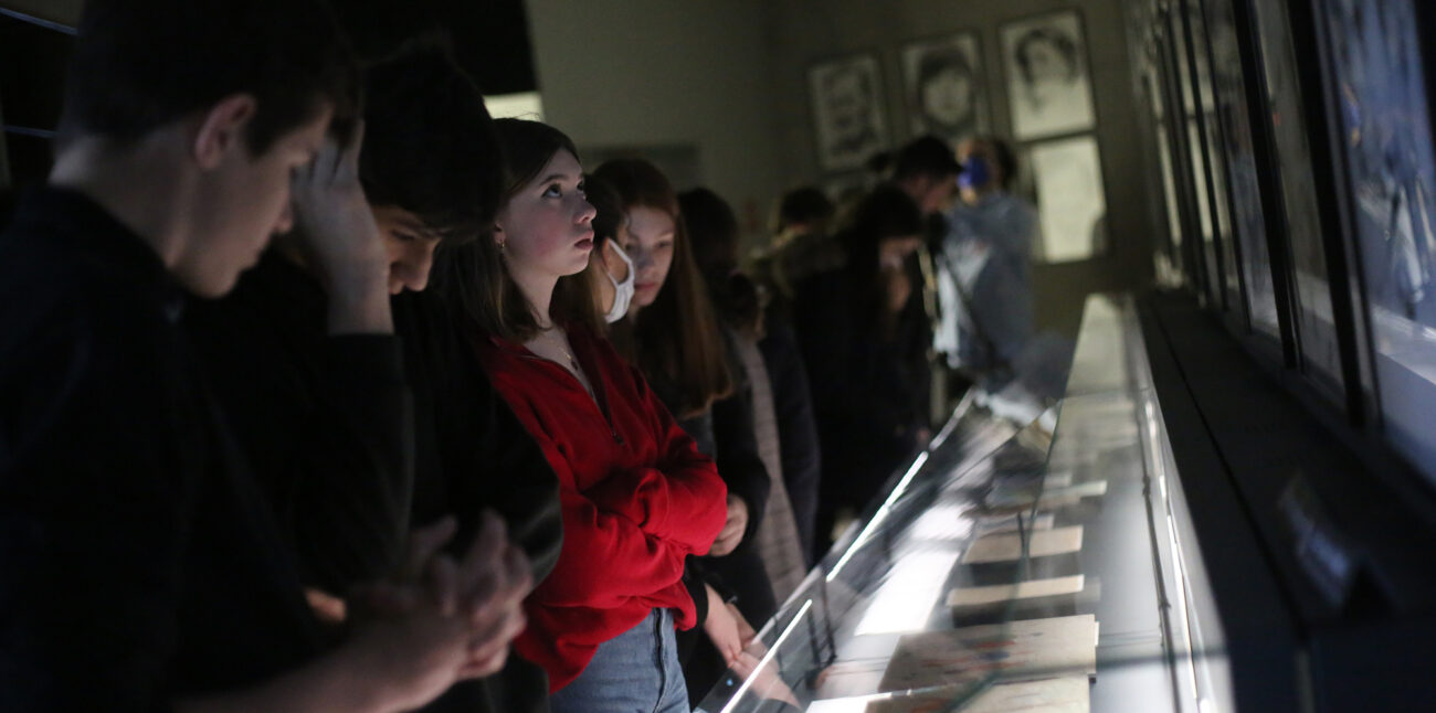 Exposition Couleurs de l'insouciance, paroles et images des enfants de la Maison d'Izieu dans les collections de la BnF © Maison d'Izieu - Y.Perrin