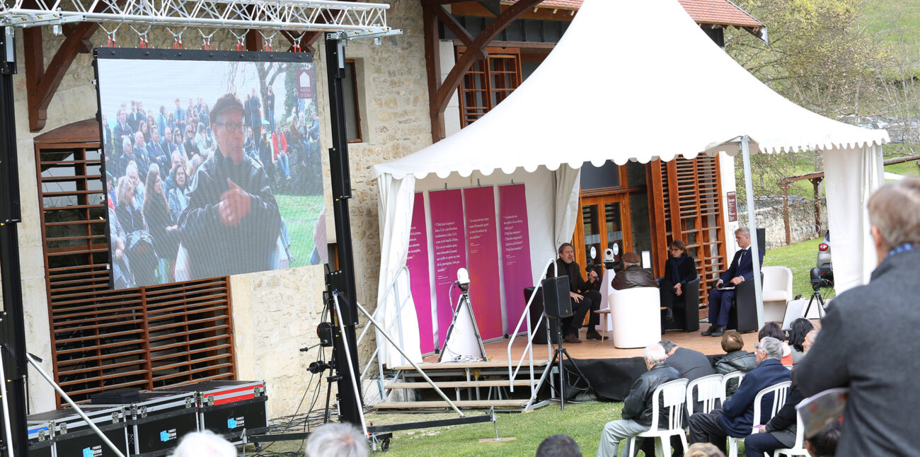 Inauguration de l'exposition Couleurs de l'insouciance, paroles et images des enfants de la Maison d'Izieu dans les collctions de la BnF © Maison d'Izieu - Y.Perrin